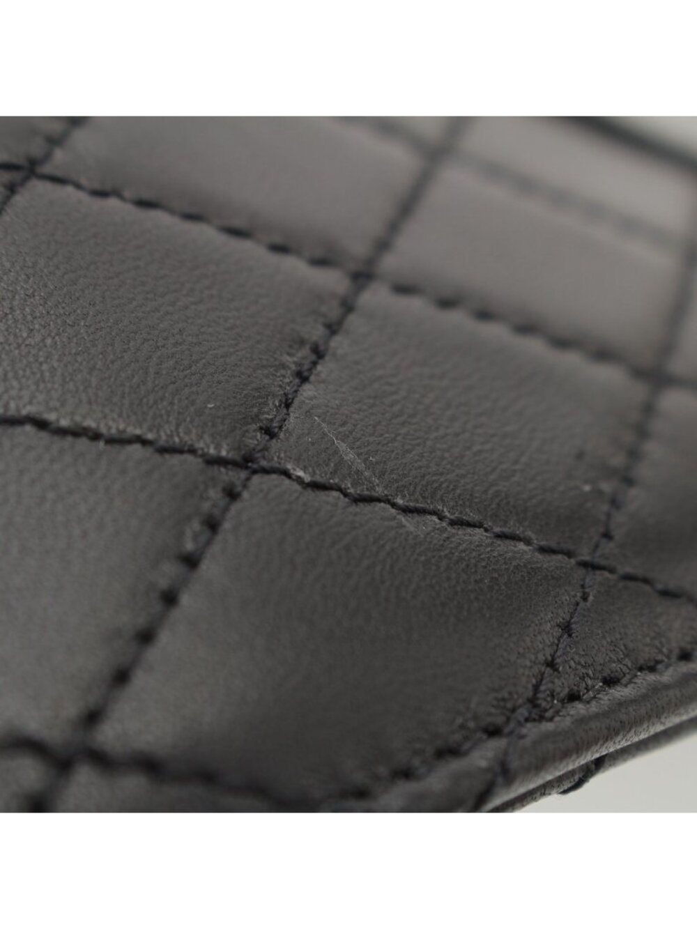 Saint Laurent Matelasse Leather Chain Clutch Black - Picture 9 of 10